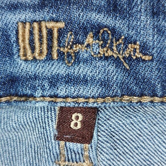 Kut from the Kloth distressed jean denim shorts  Sz 8 - Picture 5 of 6